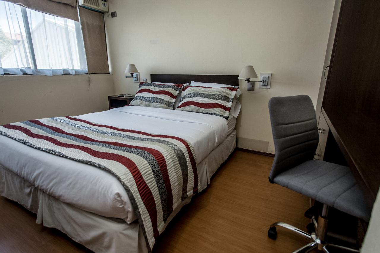 Hotel Capelli Express Talca  Bagian luar foto